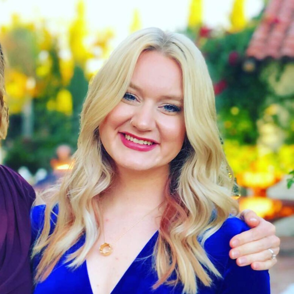 Meet your Posher, Caitlin